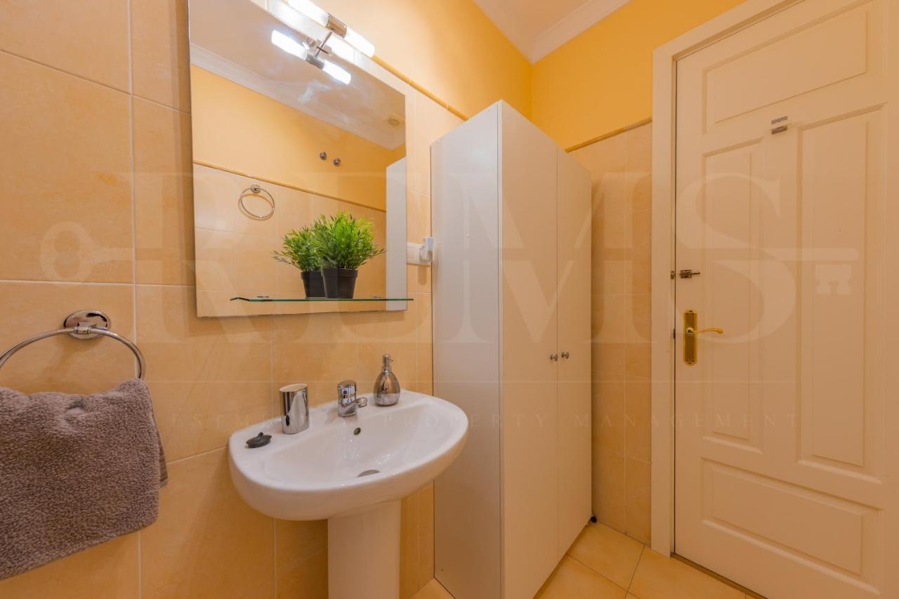 Uncibay Deluxe Málaga Exterior foto